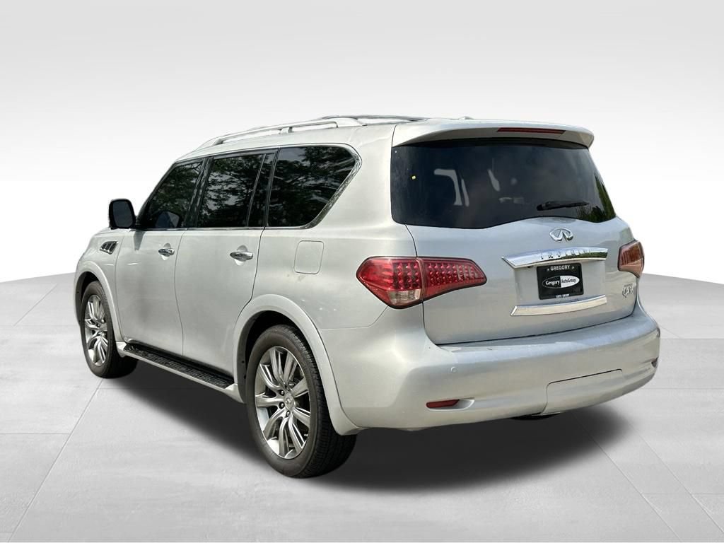 Used 2011 INFINITI QX56 4WD w/ Deluxe Touring Pkg image 10