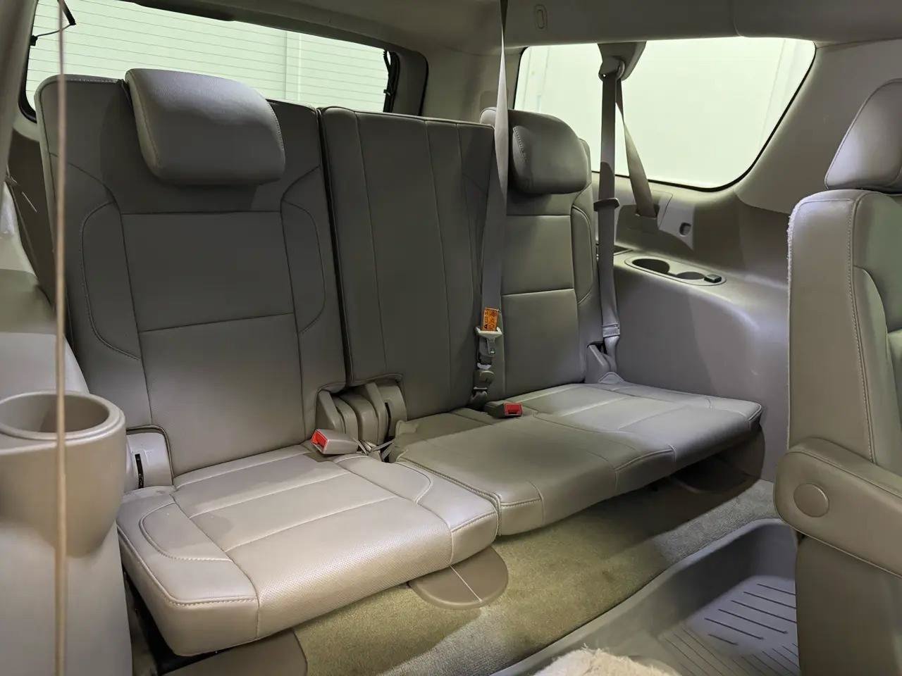 Used 2016 Chevrolet Suburban LTZ AWD/4WD image 23
