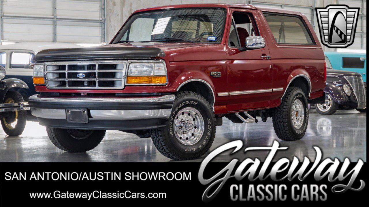 Used 1994 Ford Bronco image 1