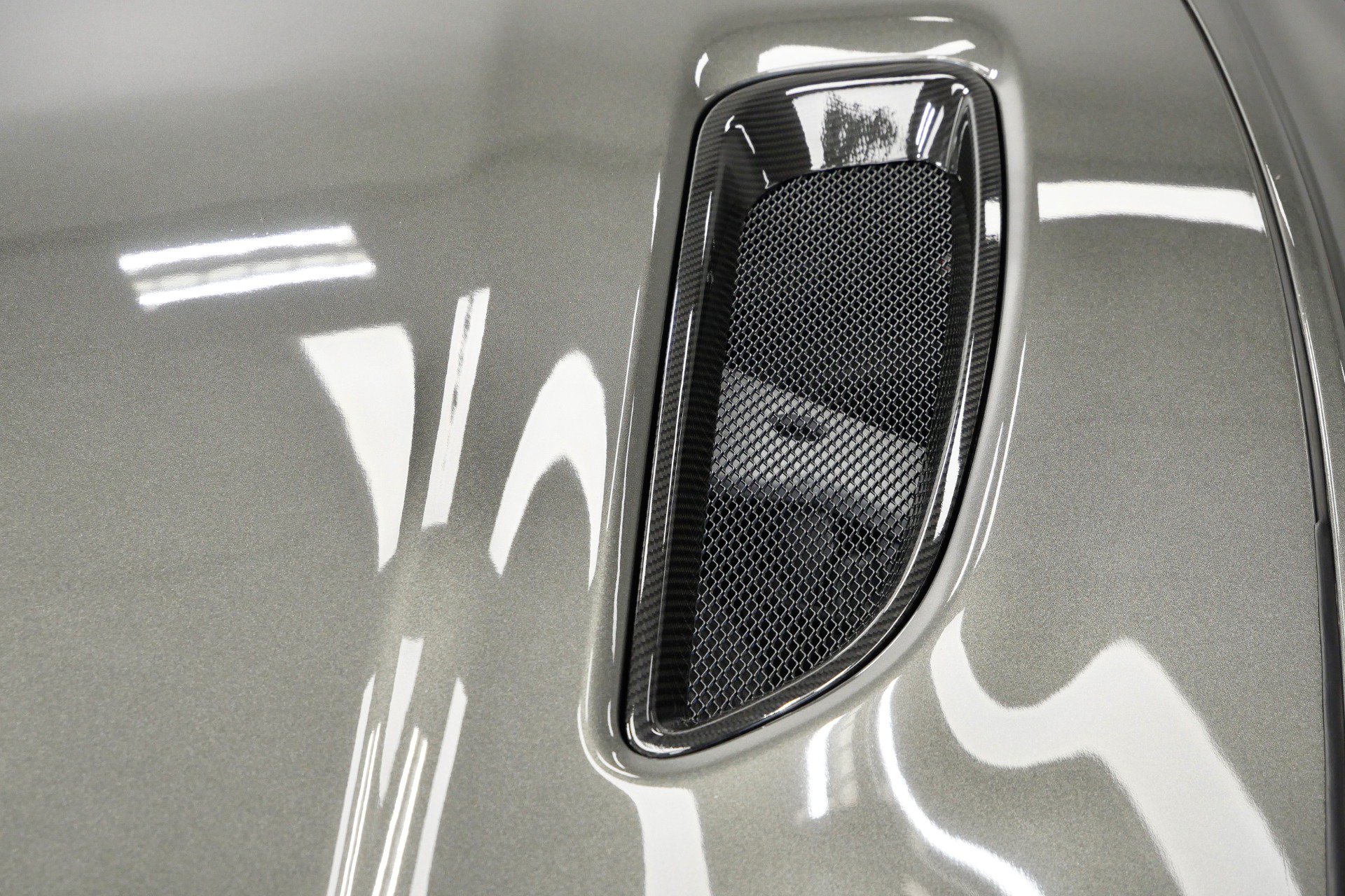 Used 2019 Aston Martin Rapide AMR RWD image 51