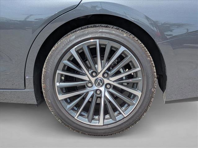 Used 2025 Lexus ES 350 w/ Premium Package FWD image 14
