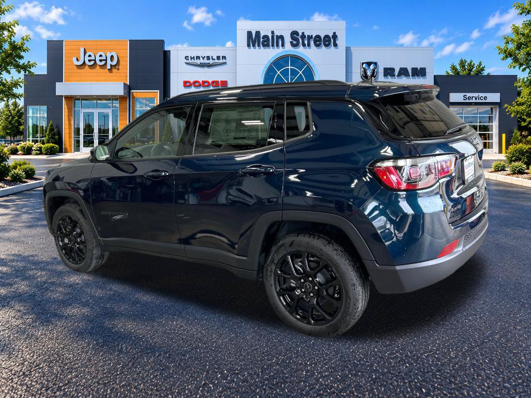 New 2026 Jeep Compass Latitude AWD/4WD image 3