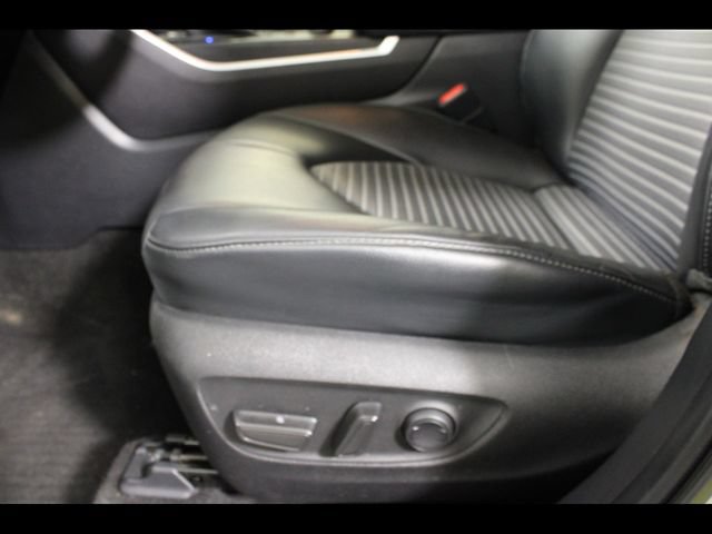 Used 2023 Toyota Highlander XSE AWD/4WD image 18