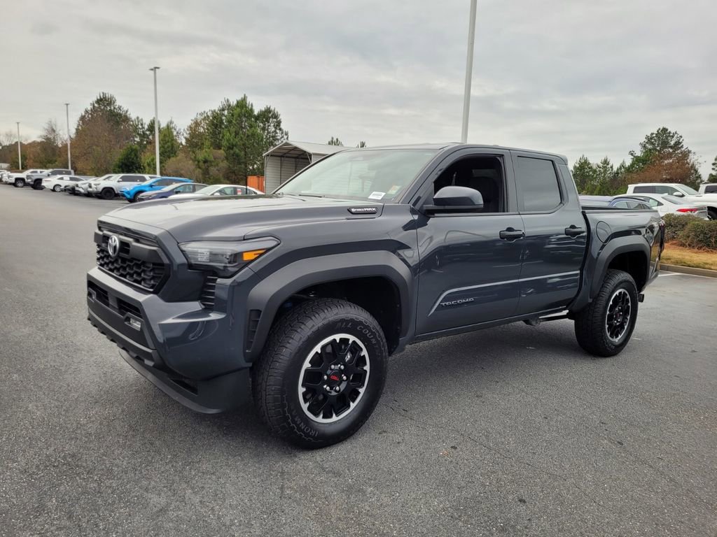 Used 2024 Toyota Tacoma TRD Off-Road AWD/4WD image 3