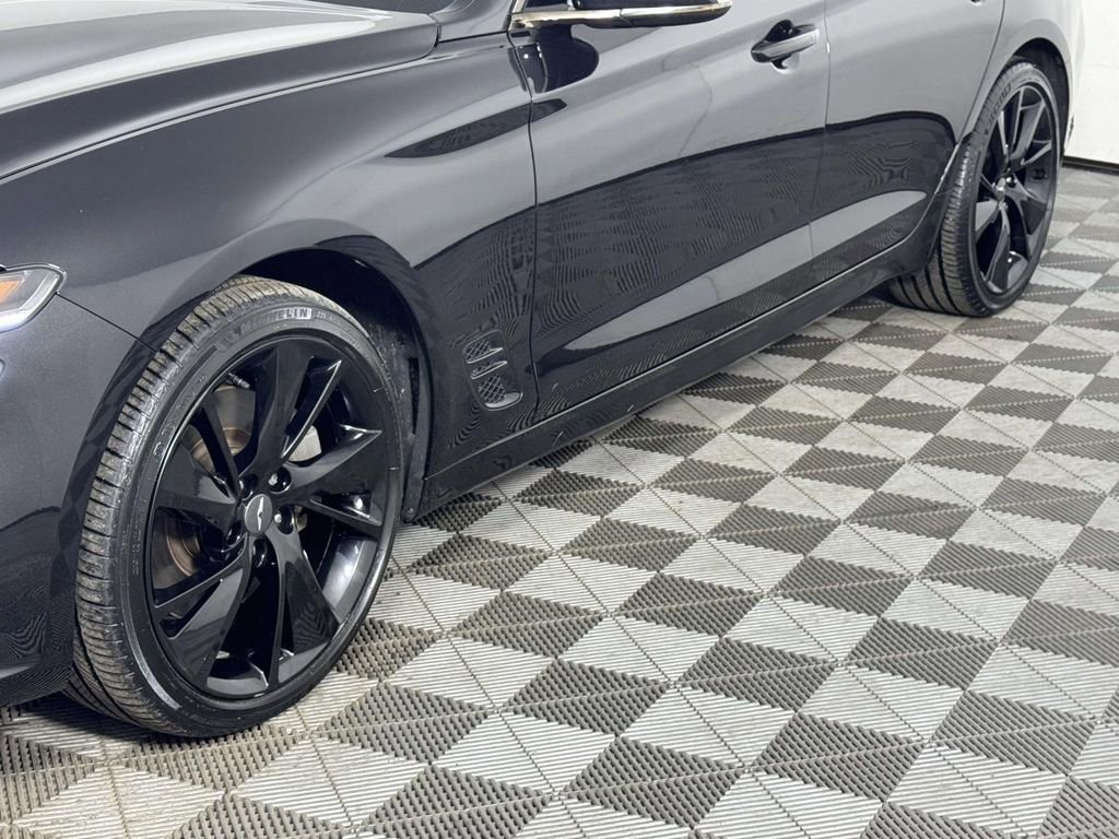 Used 2023 Genesis G70 3.3T w/ Sport Advanced Package image 13