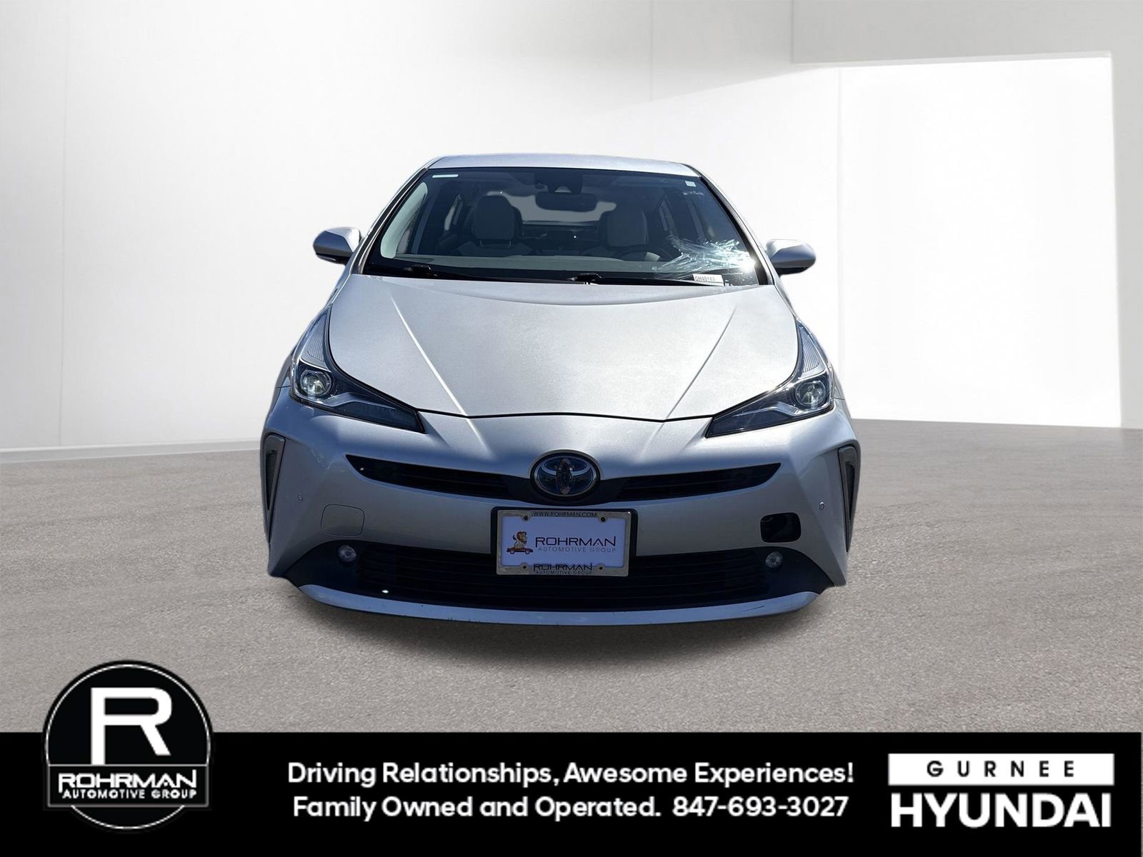 Used 2019 Toyota Prius XLE w/ Carpet Mat Package AWD/4WD image 3