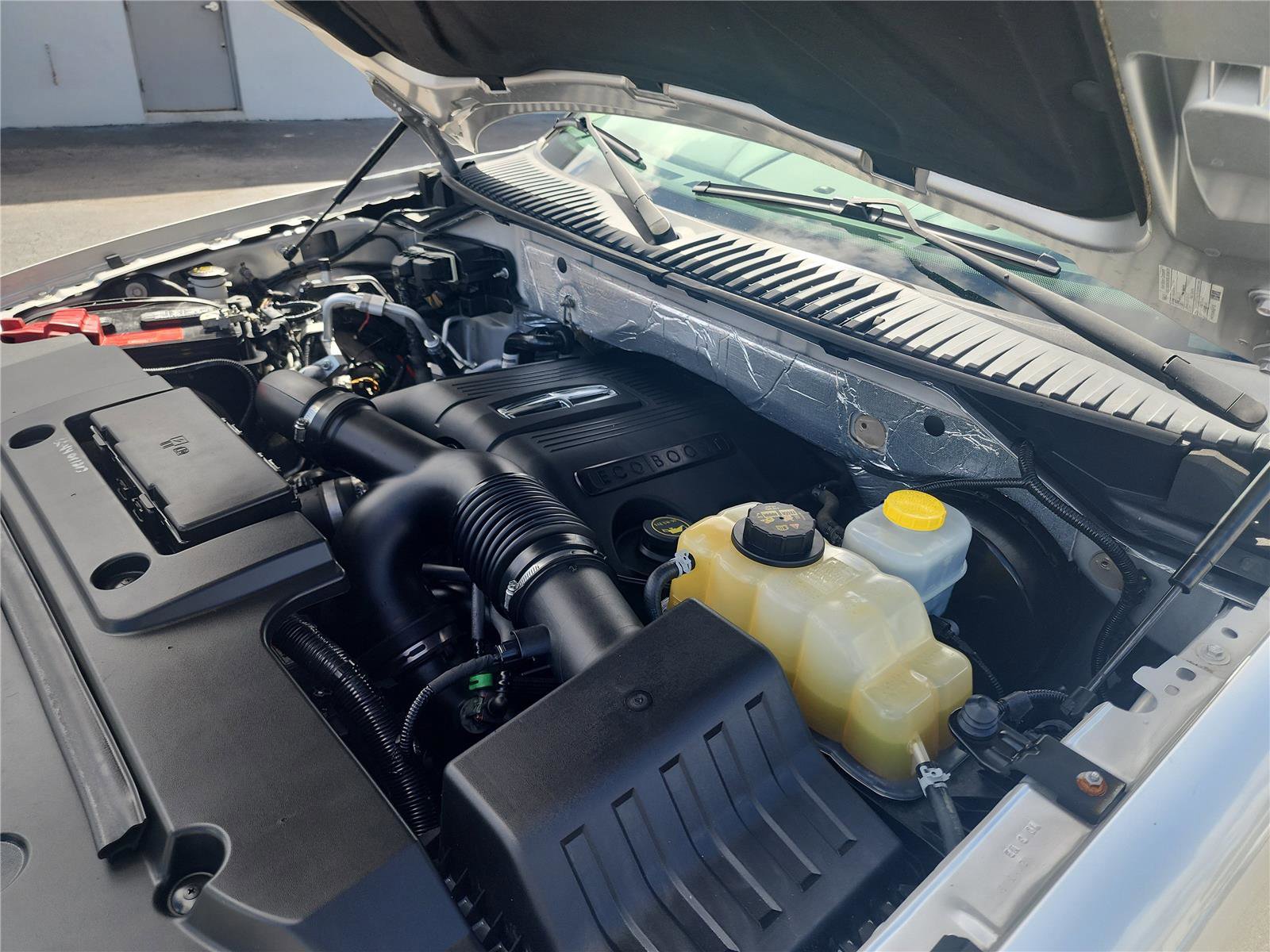 Used 2017 Lincoln Navigator Reserve image 14