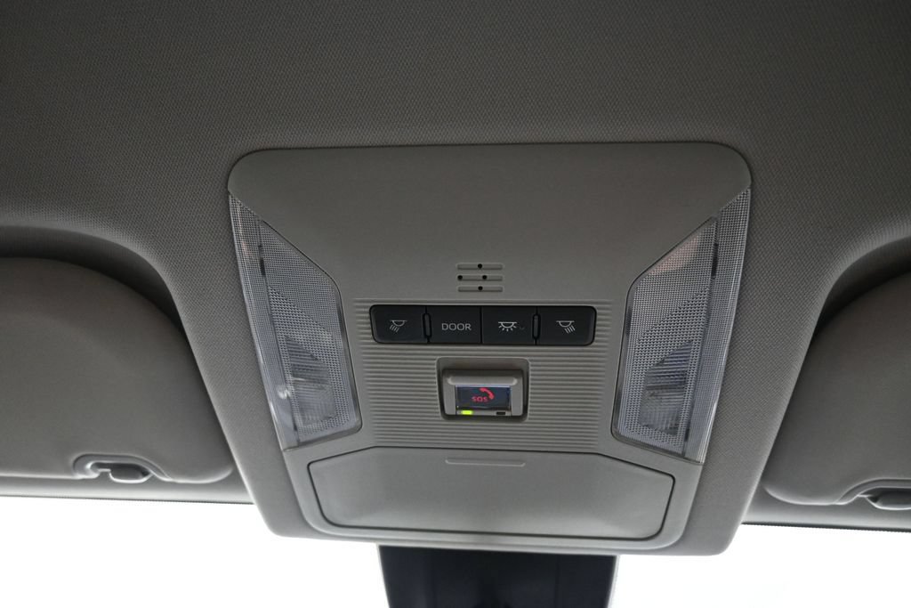 Certified 2024 Toyota RAV4 LE AWD/4WD image 17