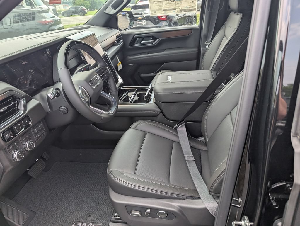 New 2026 GMC Yukon XL Denali w/ Denali Reserve Package AWD/4WD image 14