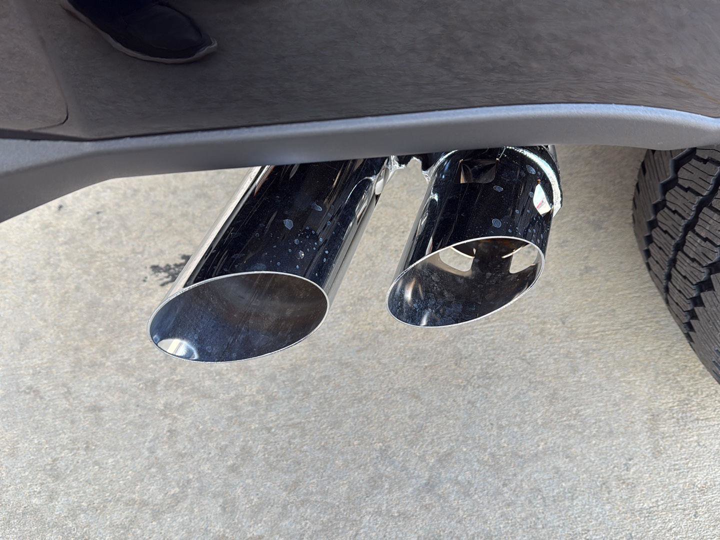 New 2026 Ford F250 Lariat w/ Chrome Package image 10