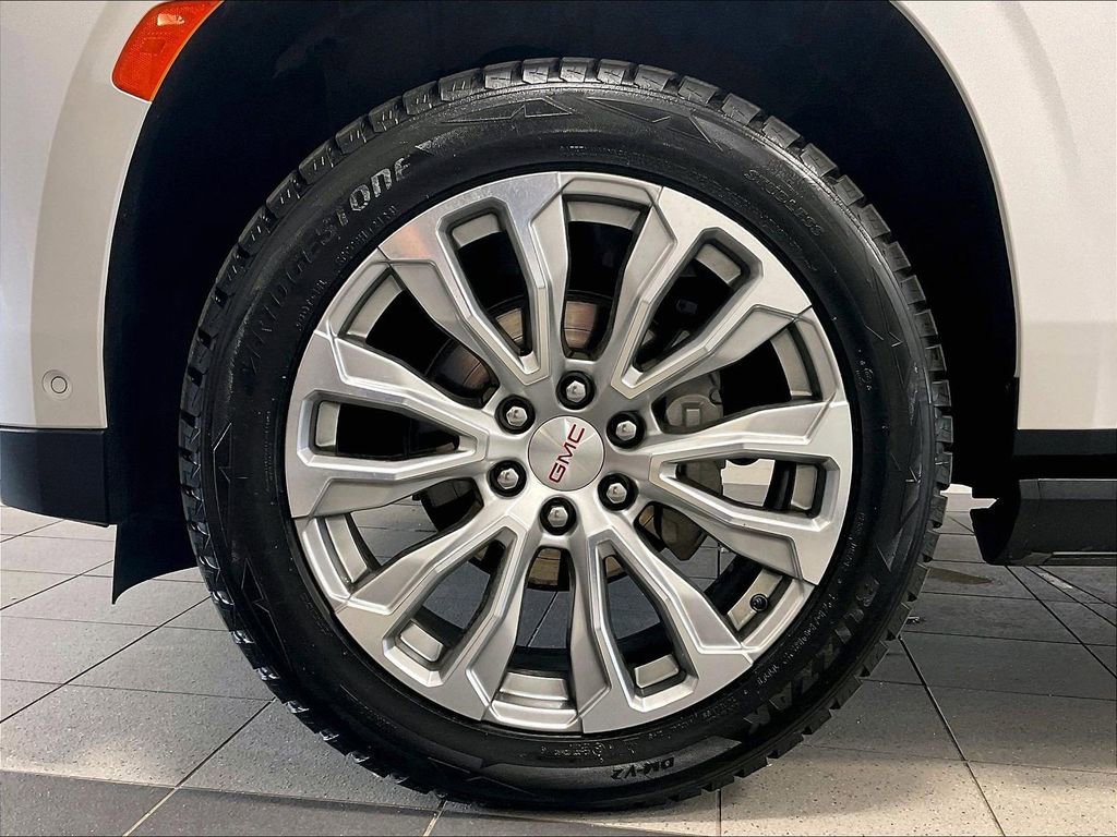 Used 2024 GMC Yukon Denali w/ Denali Reserve Package AWD/4WD image 7