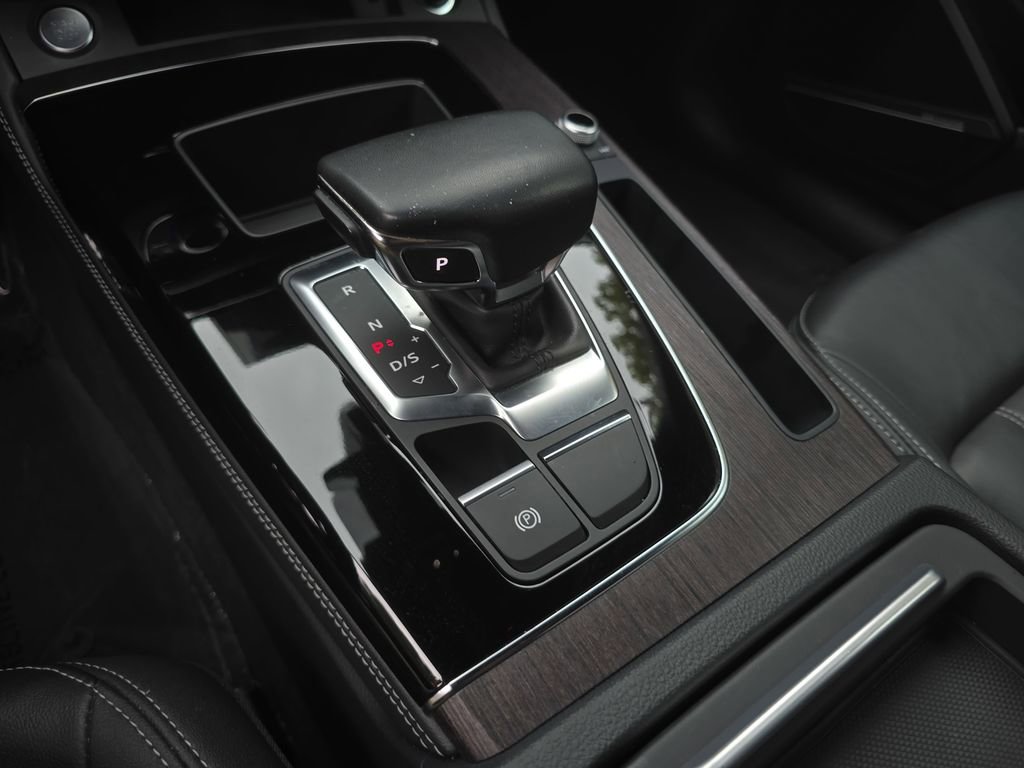 Used 2022 Audi Q5 2.0T Premium Plus w/ Premium Plus Package image 24