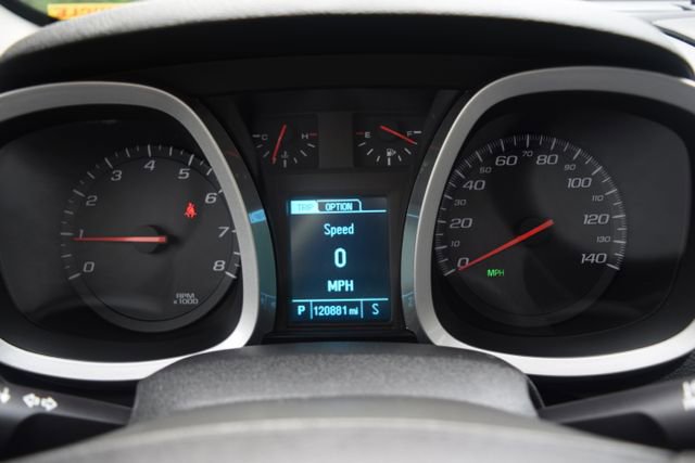 Used 2017 Chevrolet Equinox LT AWD/4WD image 3