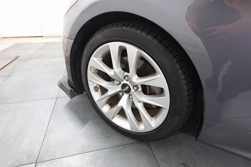 Used 2016 Hyundai Genesis 3.8 image 23