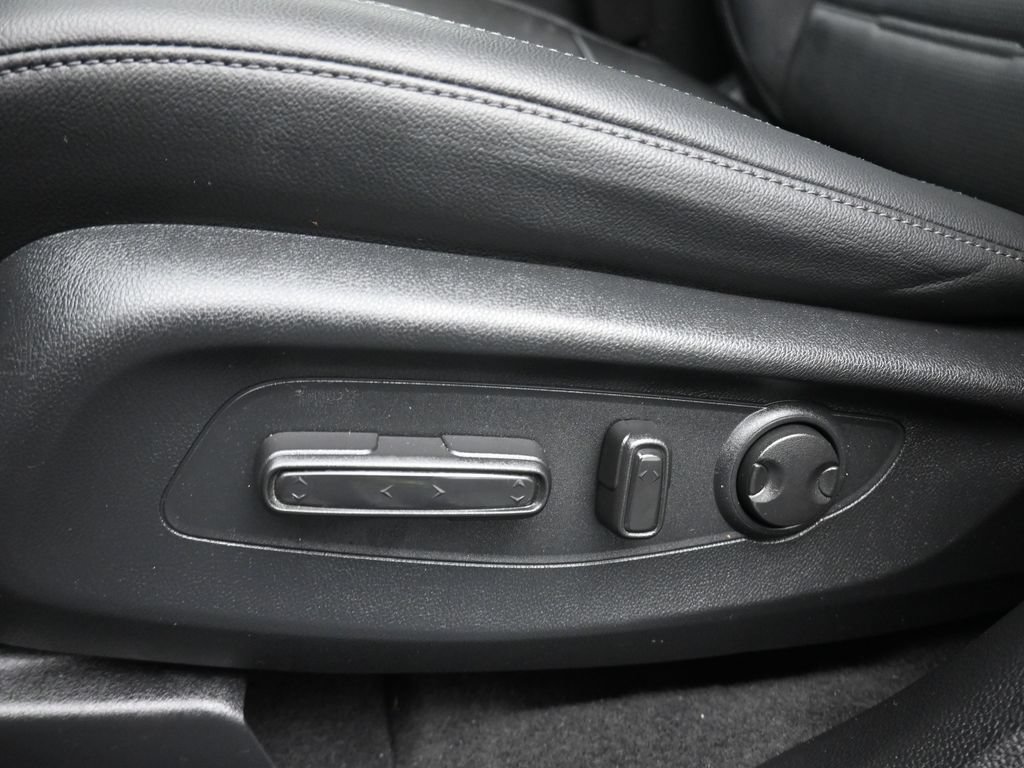 Used 2024 Honda CR-V EX-L image 12