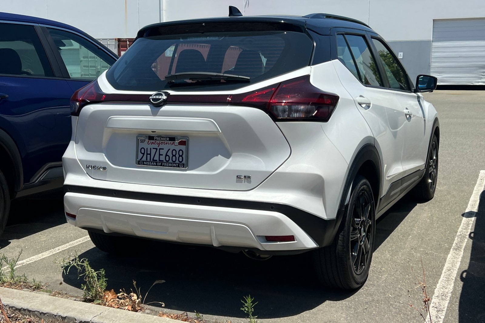 Certified 2023 Nissan Kicks SR FWD image 7