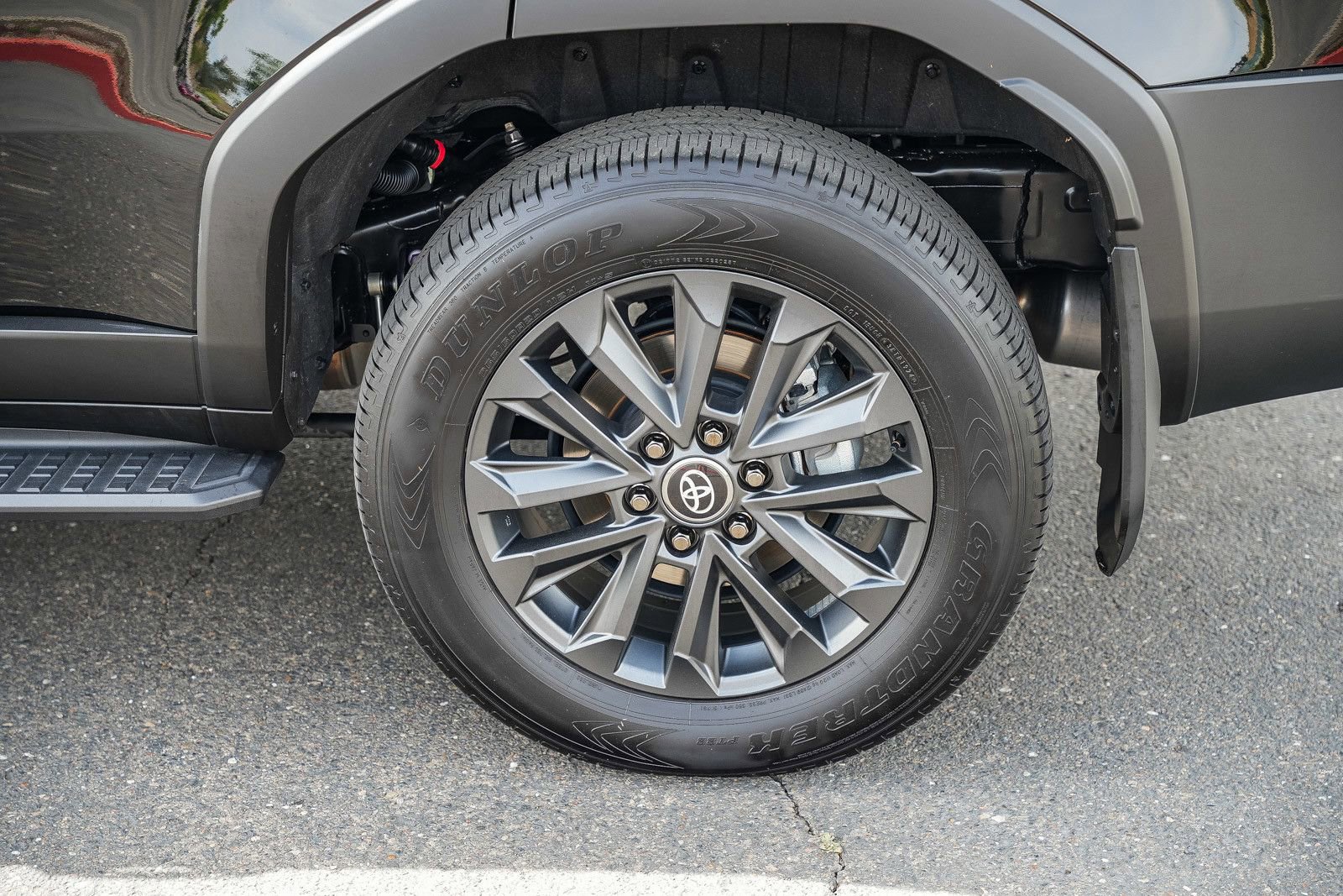 Used 2024 Toyota Land Cruiser image 10