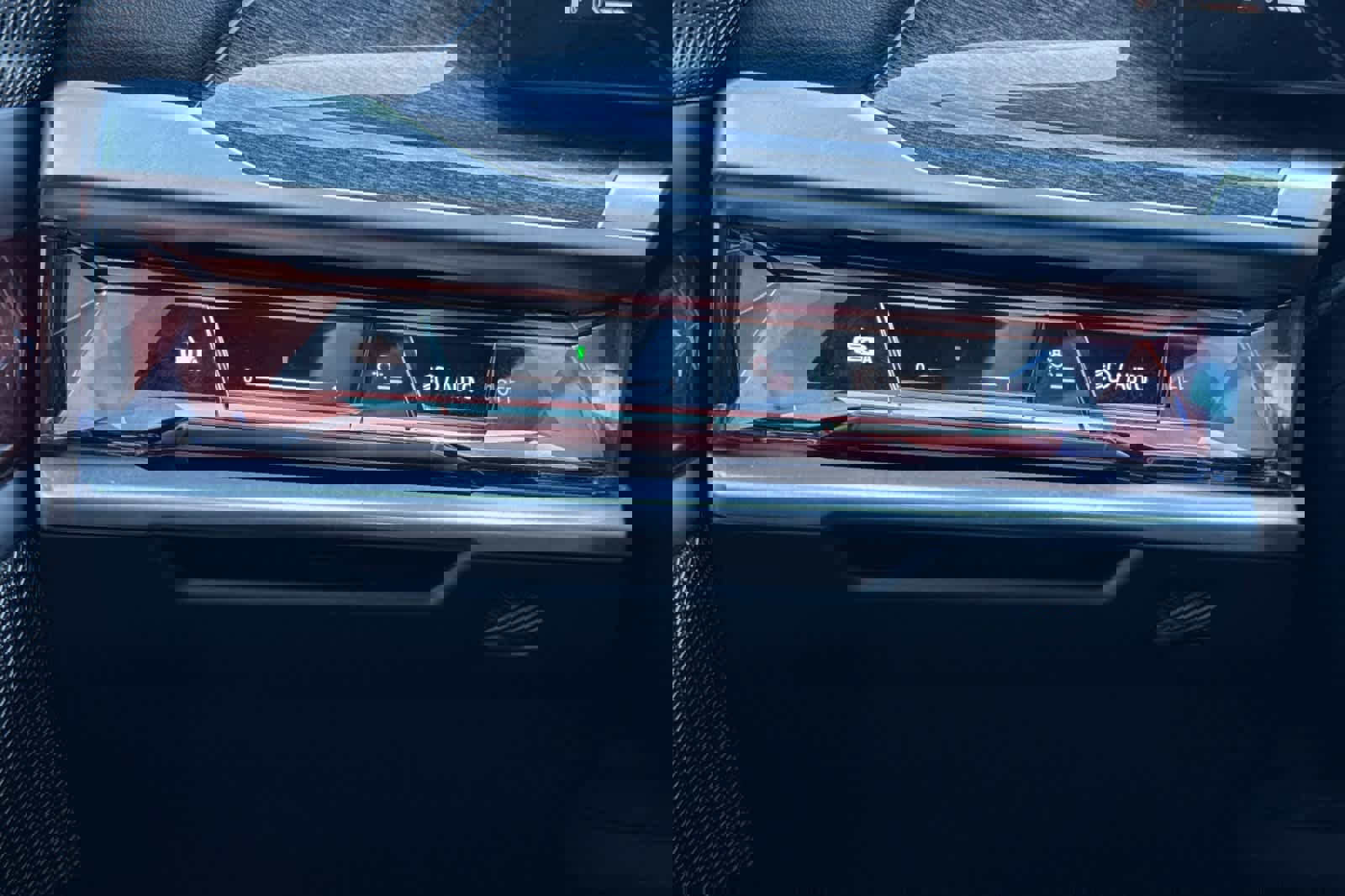 Certified 2023 BMW 760i xDrive w/ Executive Package image 29