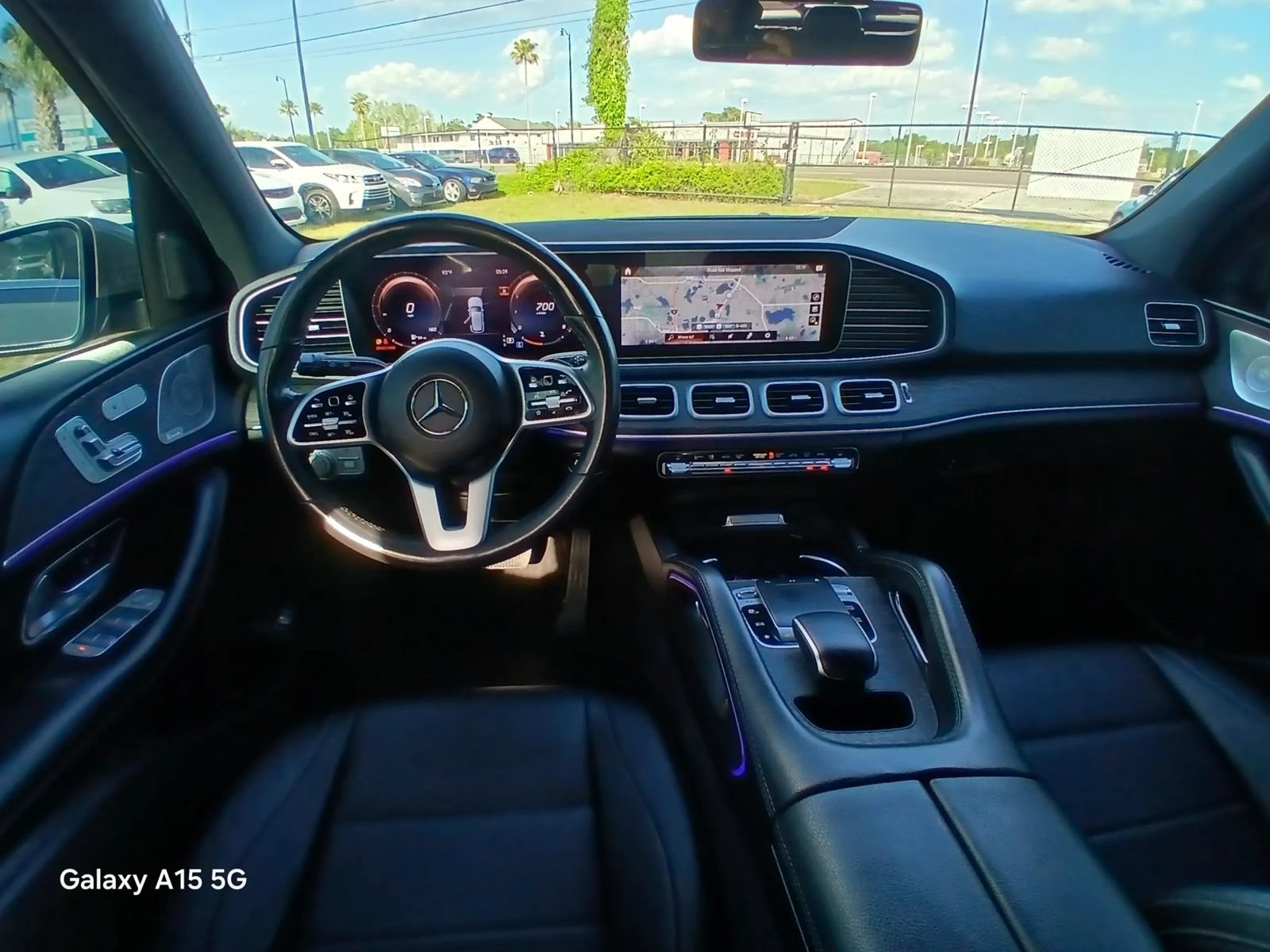 Used 2020 Mercedes-Benz GLE 350 4MATIC w/ Premium Package image 24