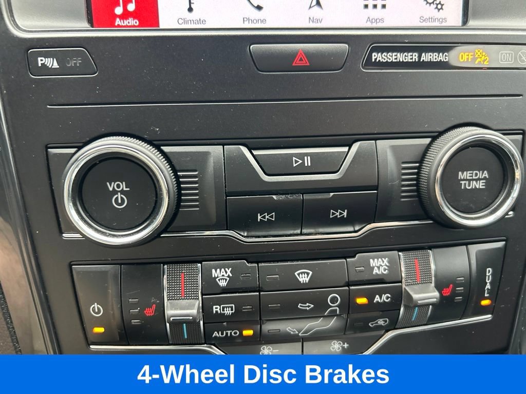 Used 2019 Ford Explorer XLT w/ Equipment Group 202A AWD/4WD image 16