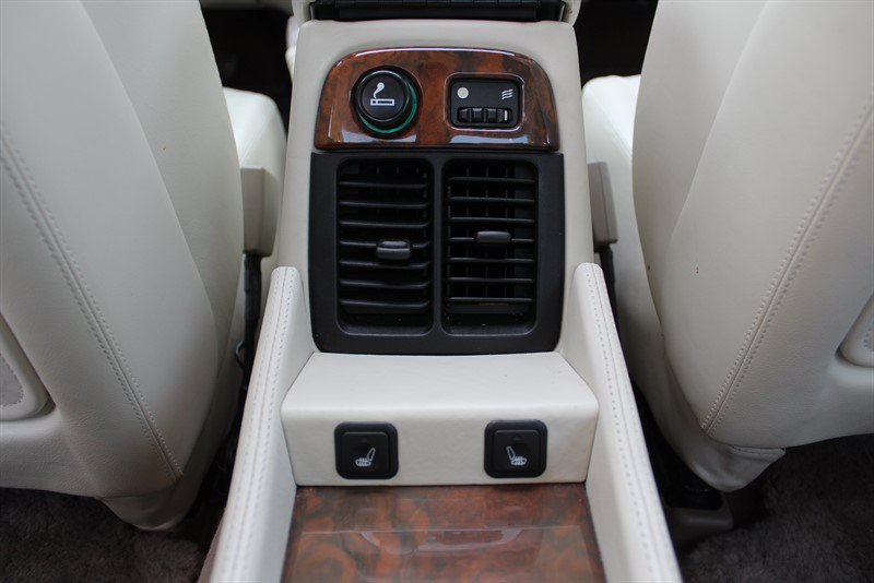 Used 2001 Jaguar XJ RWD image 26