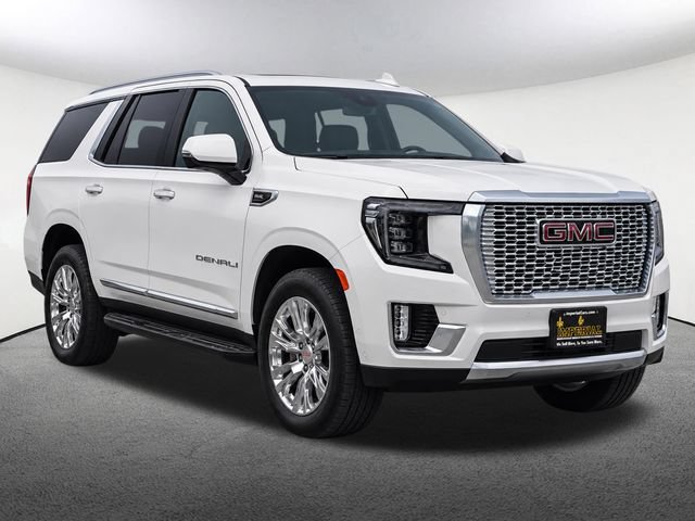 Used 2023 GMC Yukon Denali w/ Advanced Technology Package AWD/4WD image 2