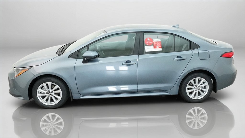 New 2027 Toyota Corolla LE w/ LE Premium Package FWD image 2
