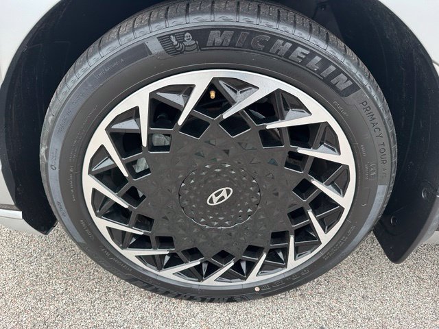 Used 2022 Hyundai Ioniq 5 Limited AWD/4WD image 8