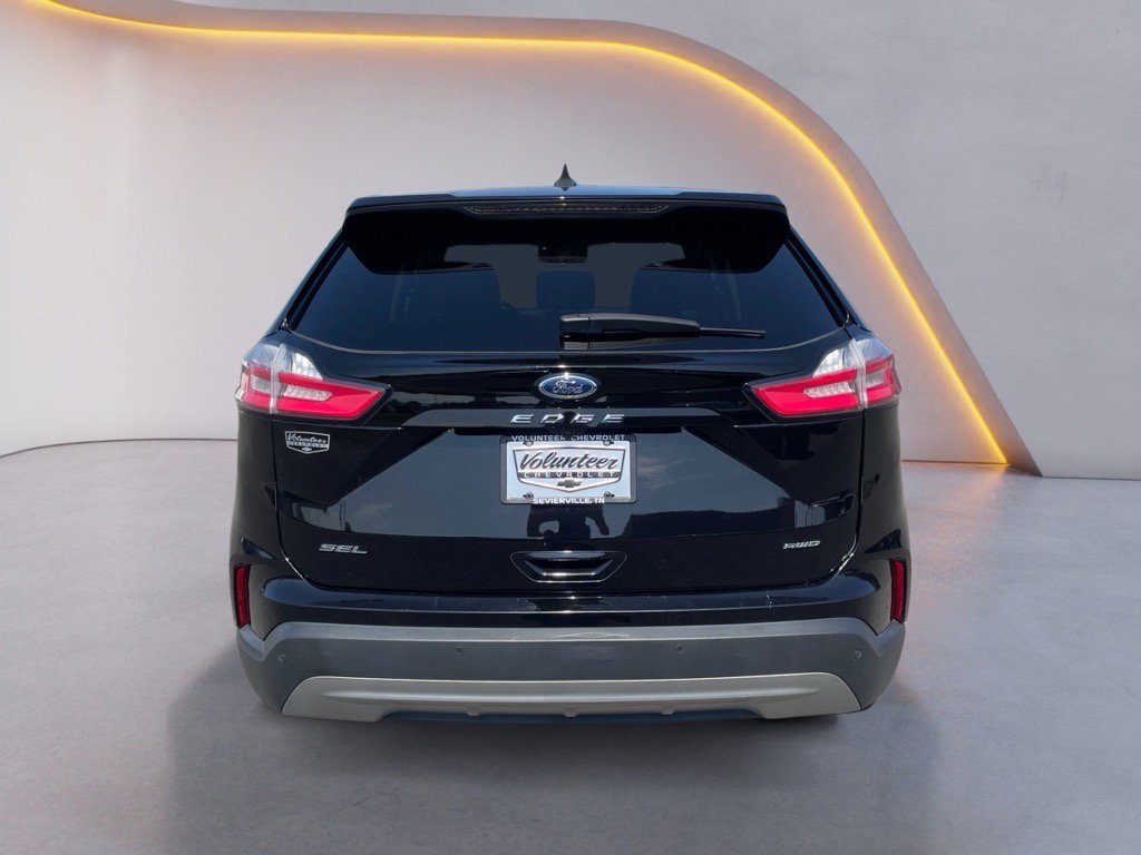 Used 2024 Ford Edge SEL image 6