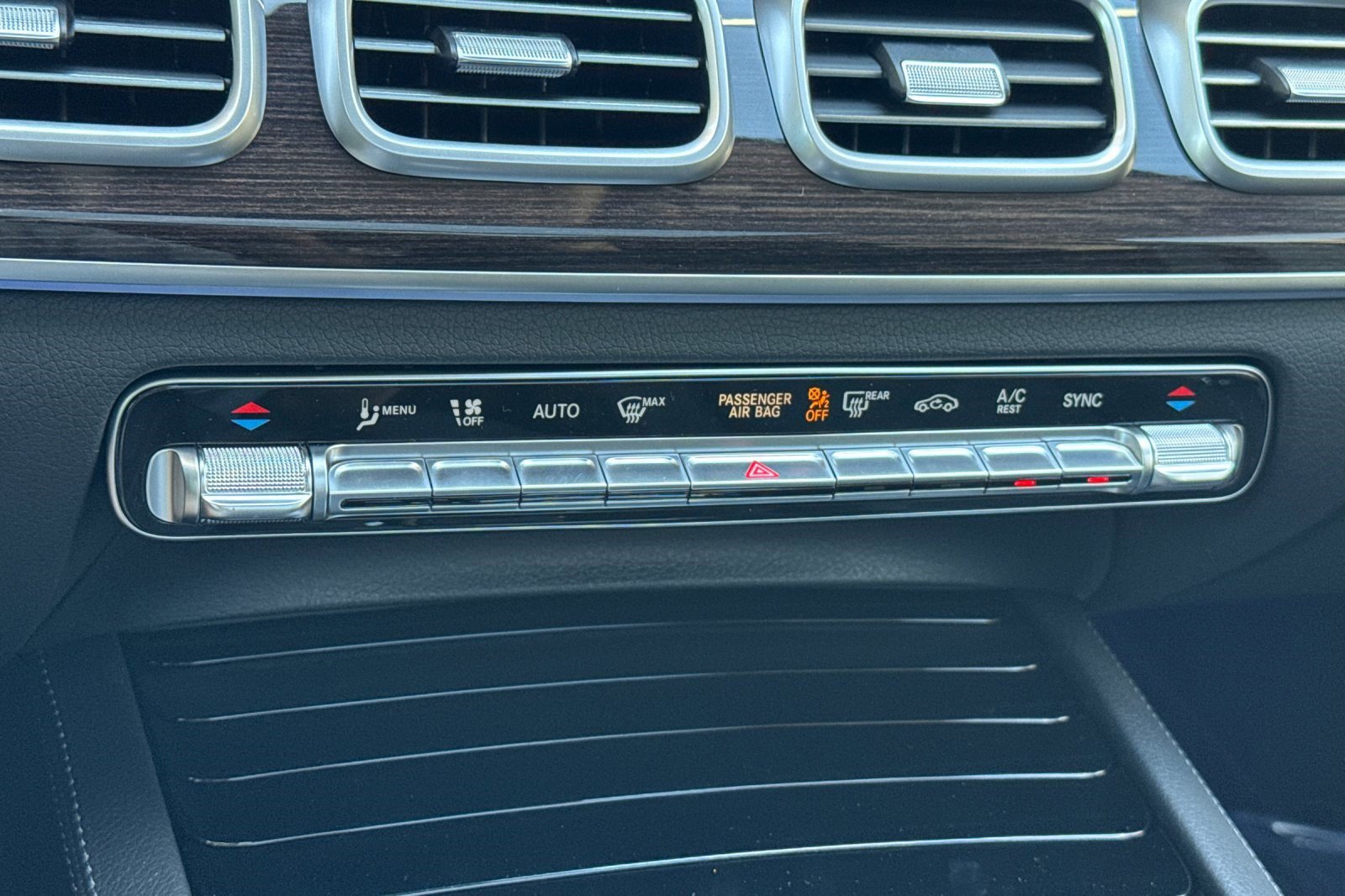 New 2026 Mercedes-Benz GLE 450 4MATIC image 25