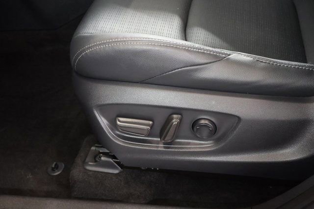 Used 2023 Subaru Solterra AWD image 13