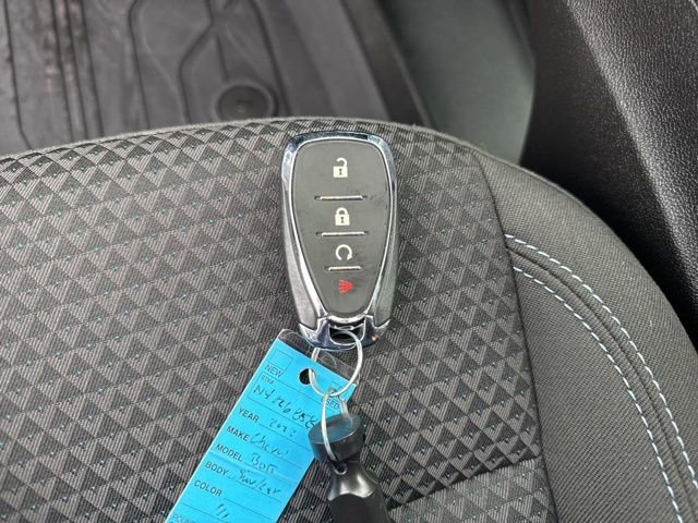 Used 2022 Chevrolet Bolt EUV LT w/ Comfort Package image 30