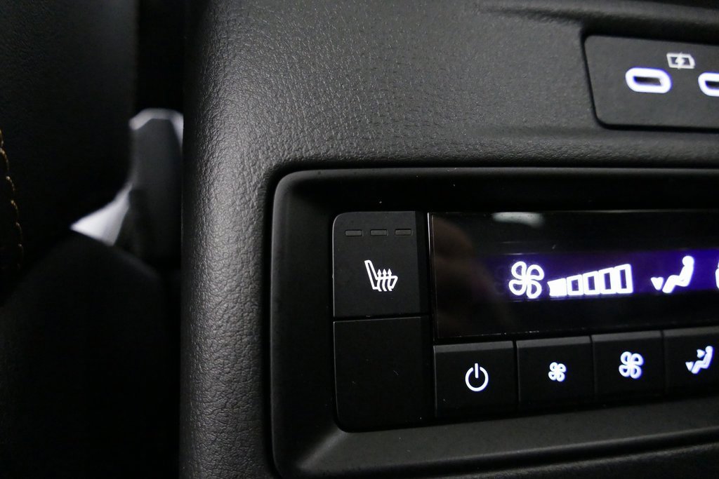 Used 2025 MAZDA CX-70 3.3 Turbo S w/ Premium Package image 31