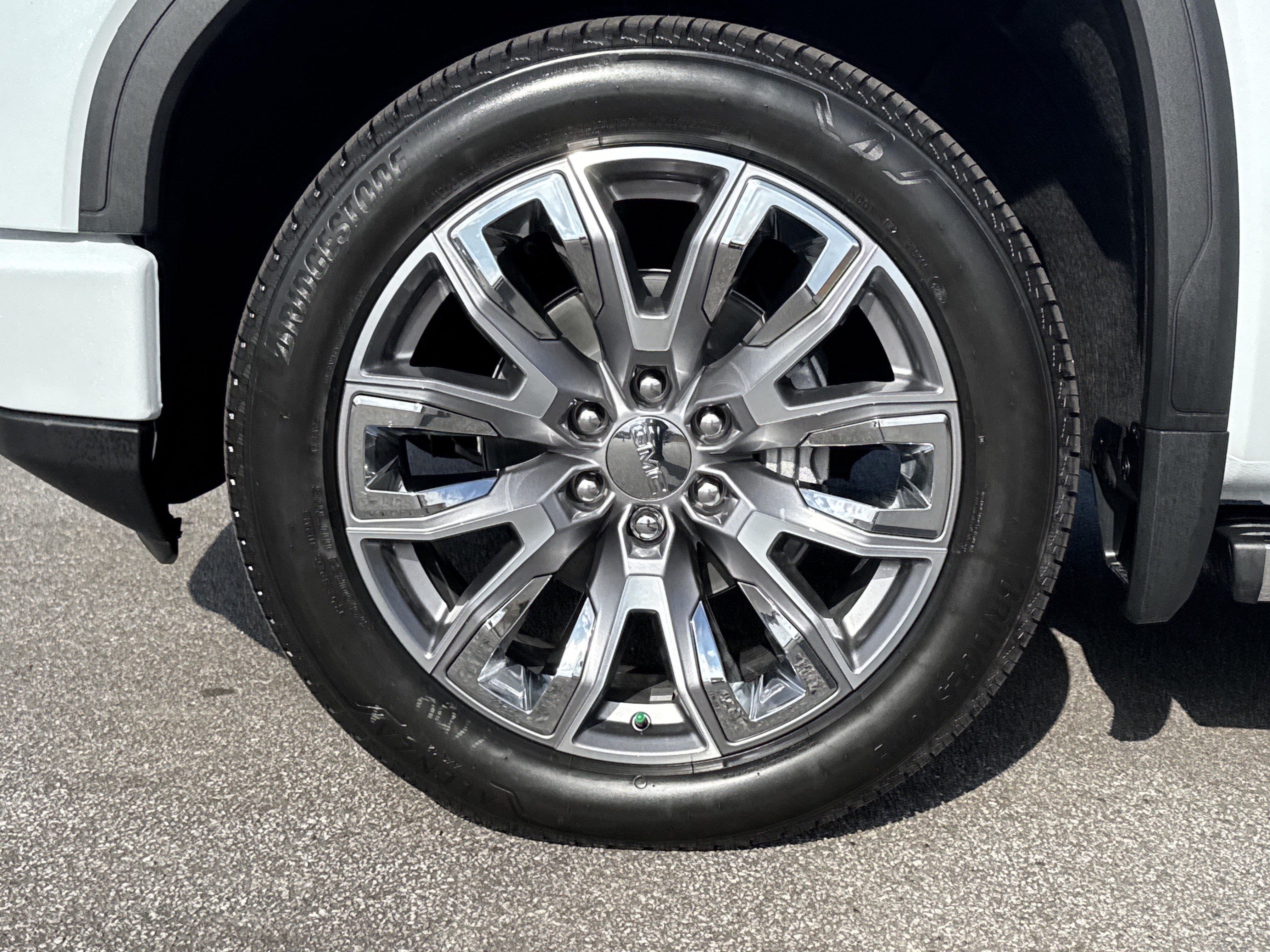 New 2026 GMC Sierra 1500 Denali AWD/4WD image 13