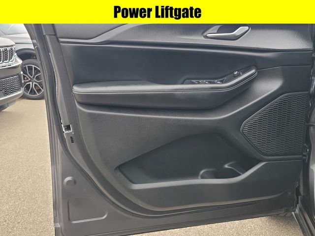 Used 2024 Jeep Grand Cherokee L Laredo w/ Luxury Tech Group I image 19