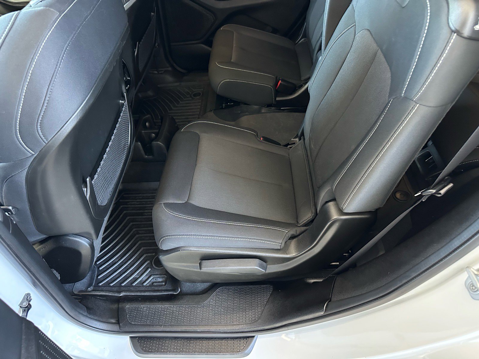 Used 2024 Jeep Grand Cherokee L Laredo w/ Luxury Tech Group I image 26