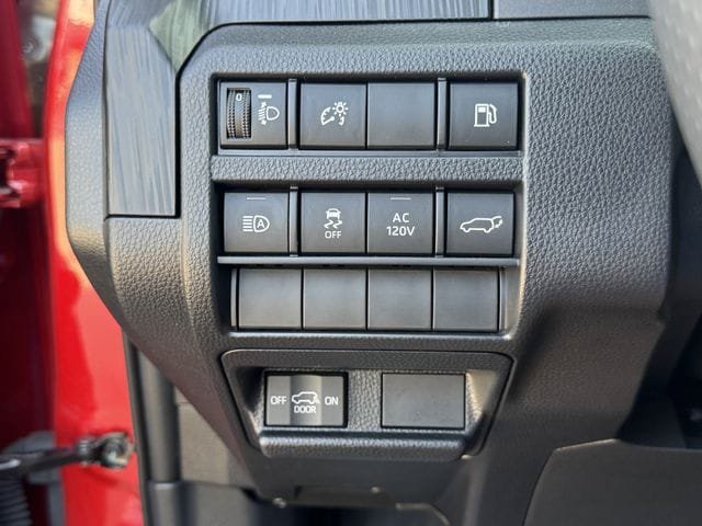 Used 2025 Toyota 4Runner Platinum AWD/4WD image 30