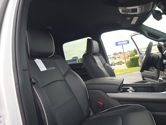 New 2026 RAM 2500 Laramie w/ Night Edition AWD/4WD image 39