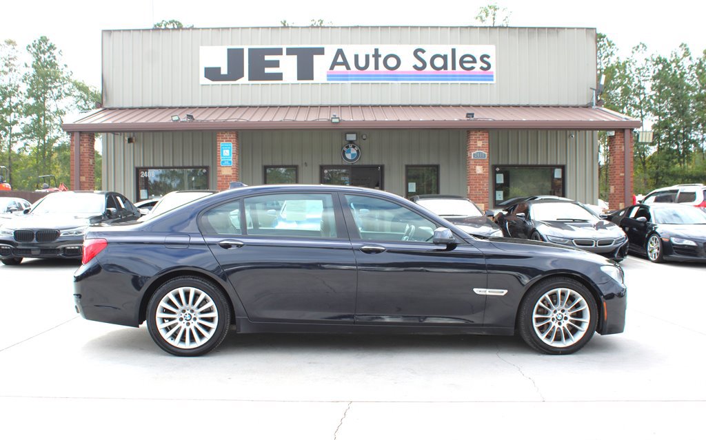 Used 2012 BMW 750Li xDrive AWD/4WD image 8