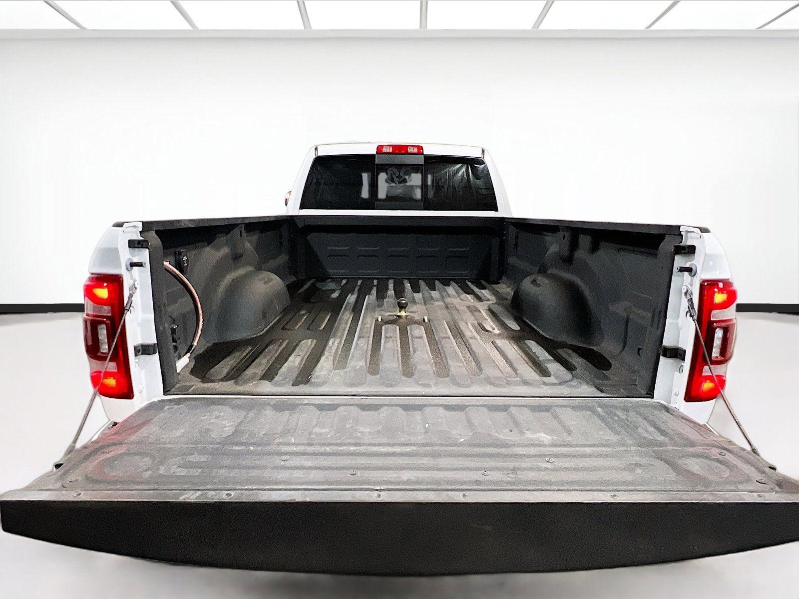 Used 2022 RAM 3500 Laramie image 18