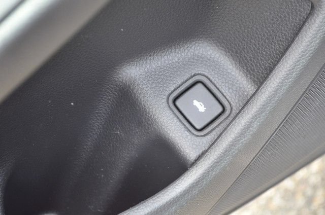 Used 2019 Honda Accord EX-L image 17