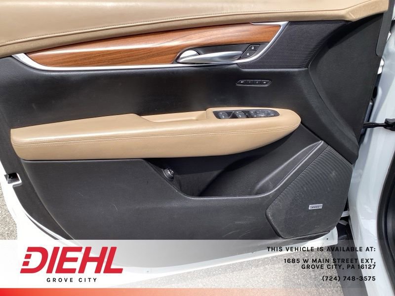 Used 2018 Cadillac XT5 Platinum w/ Driver Assist Package image 14