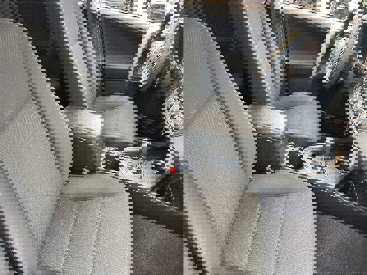 Used 2015 Toyota RAV4 LE image 10