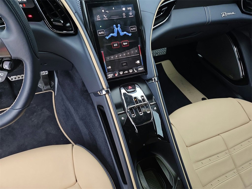 Used 2023 Ferrari Roma image 14