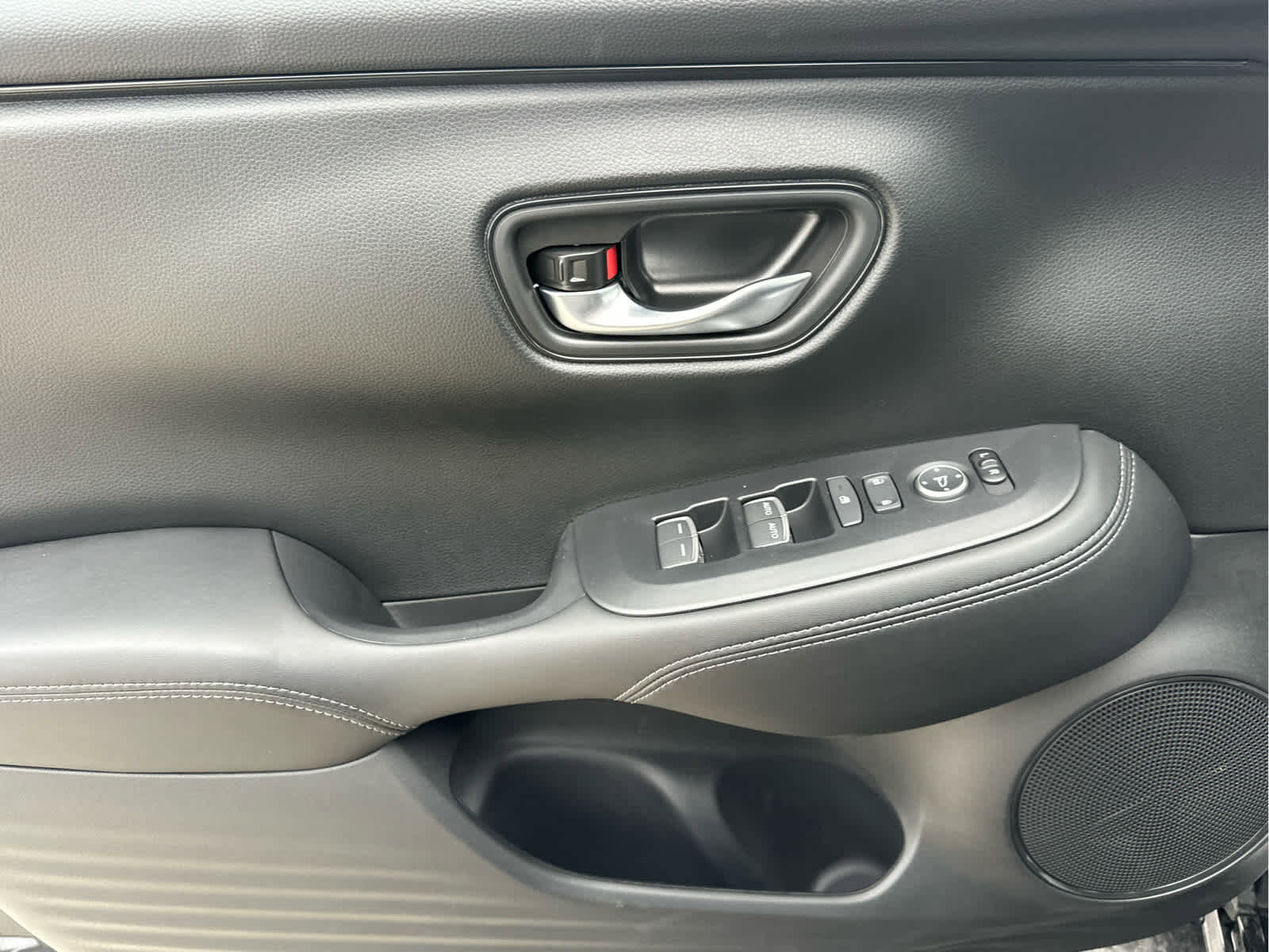 New 2026 Honda HR-V EX-L image 25