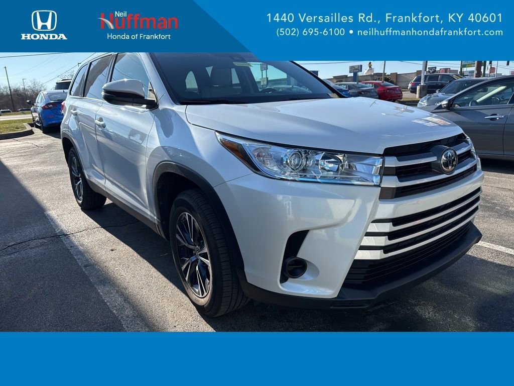 Used 2019 Toyota Highlander LE video 1