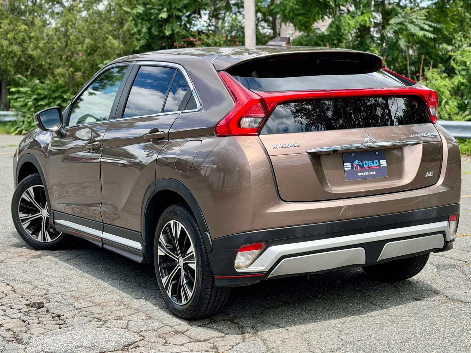 Used 2018 Mitsubishi Eclipse Cross SEL AWD/4WD image 3
