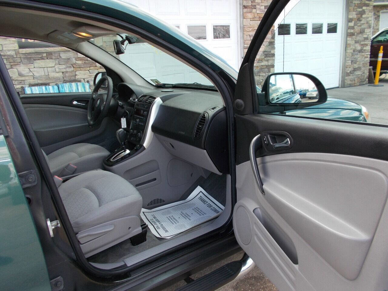 Used 2006 Saturn Vue 2WD image 19