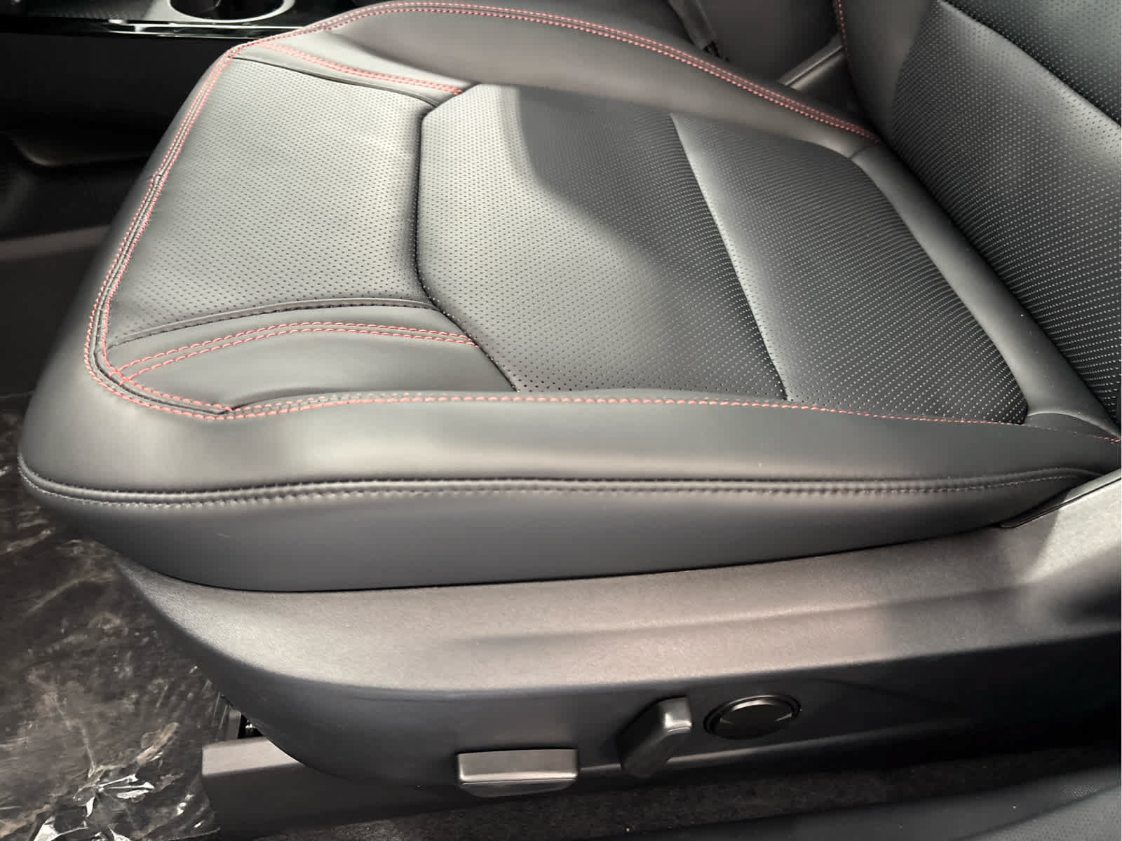 New 2026 Ford Mustang Mach-E Premium w/ Sport Appearance Package AWD/4WD image 16