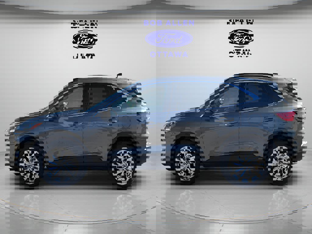 Used 2021 Ford Escape Titanium w/ Titanium Elite Package image 10